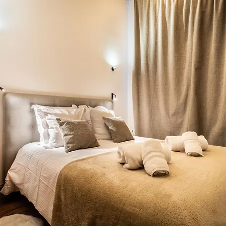 Superbe T4 A Plagne Montalbert Avec Cheminee, Wifi, Parking & Terrasse - Fr-1-755-28 Lägenhet La Plagne