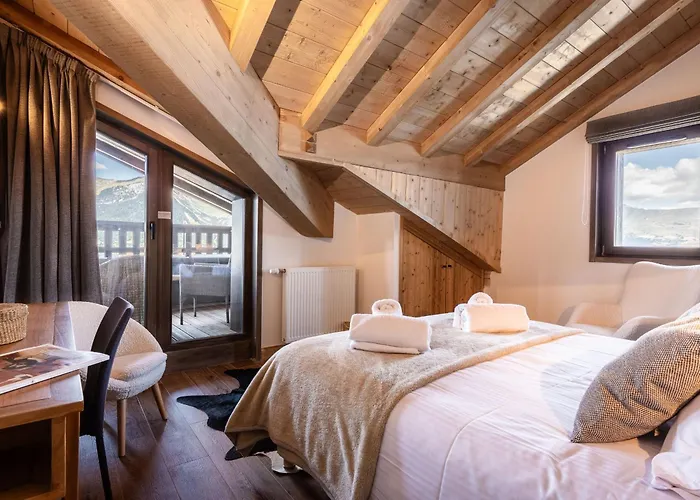 Superbe T4 A Plagne Montalbert Avec Cheminee, Wifi, Parking & Terrasse - Fr-1-755-28 La Plagne